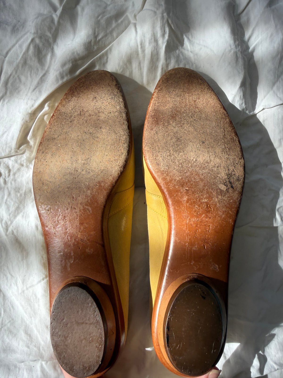 Vintage Ferragamo Chartreuse Mary Jane Flats 8.5