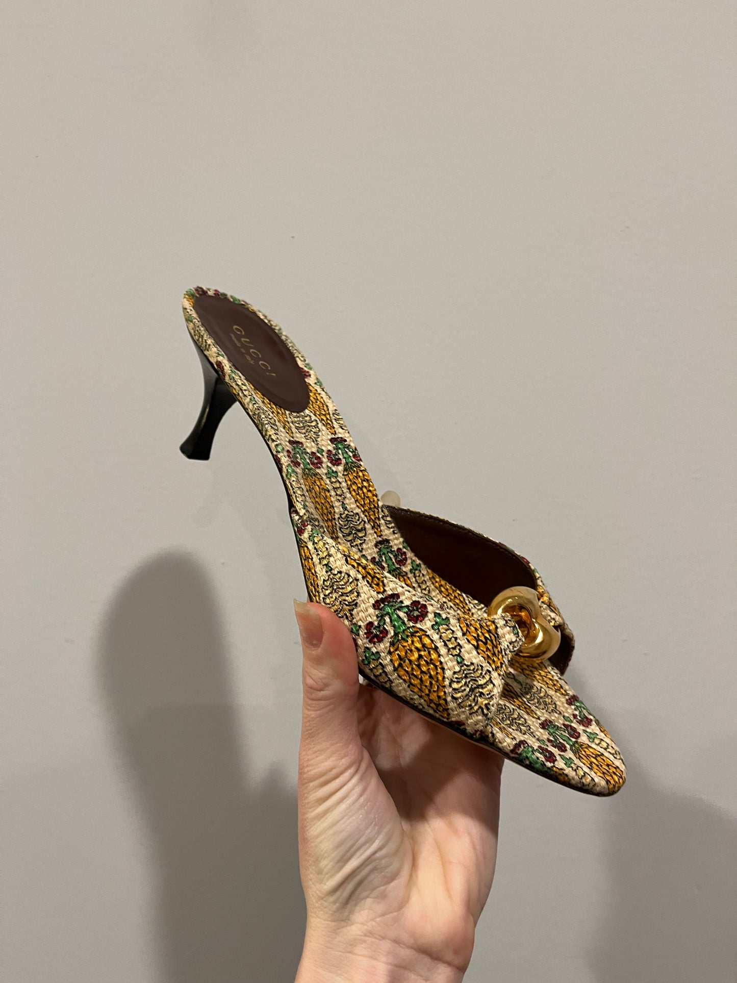 Authentic Gucci Pigna Pineapple Print Canvas Mule Heels 7.5