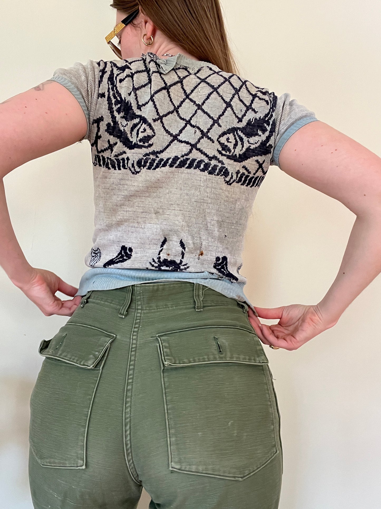Vintage 1940s Novelty Fish Ocean Short Sleeve Knit Sweater S