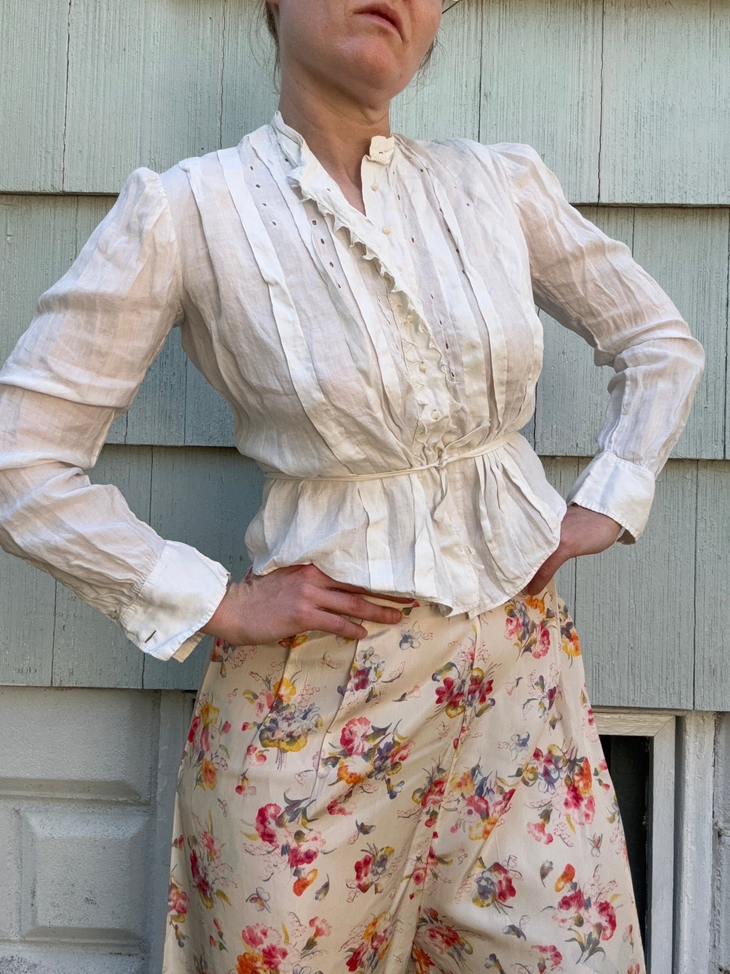 Antique Victorian Cotton White Blouse with Tie S