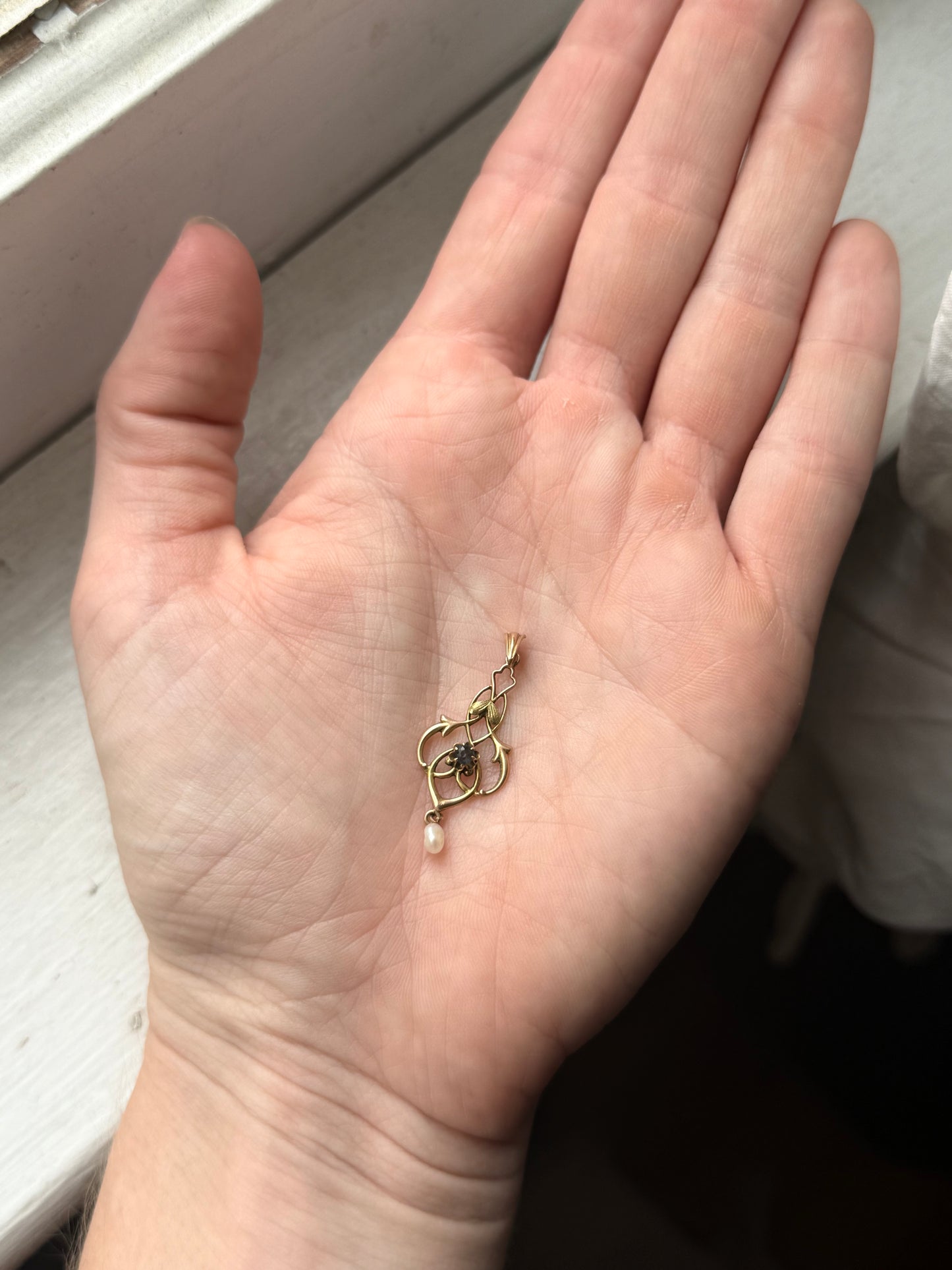 10K Gold Victorian Era Pendant