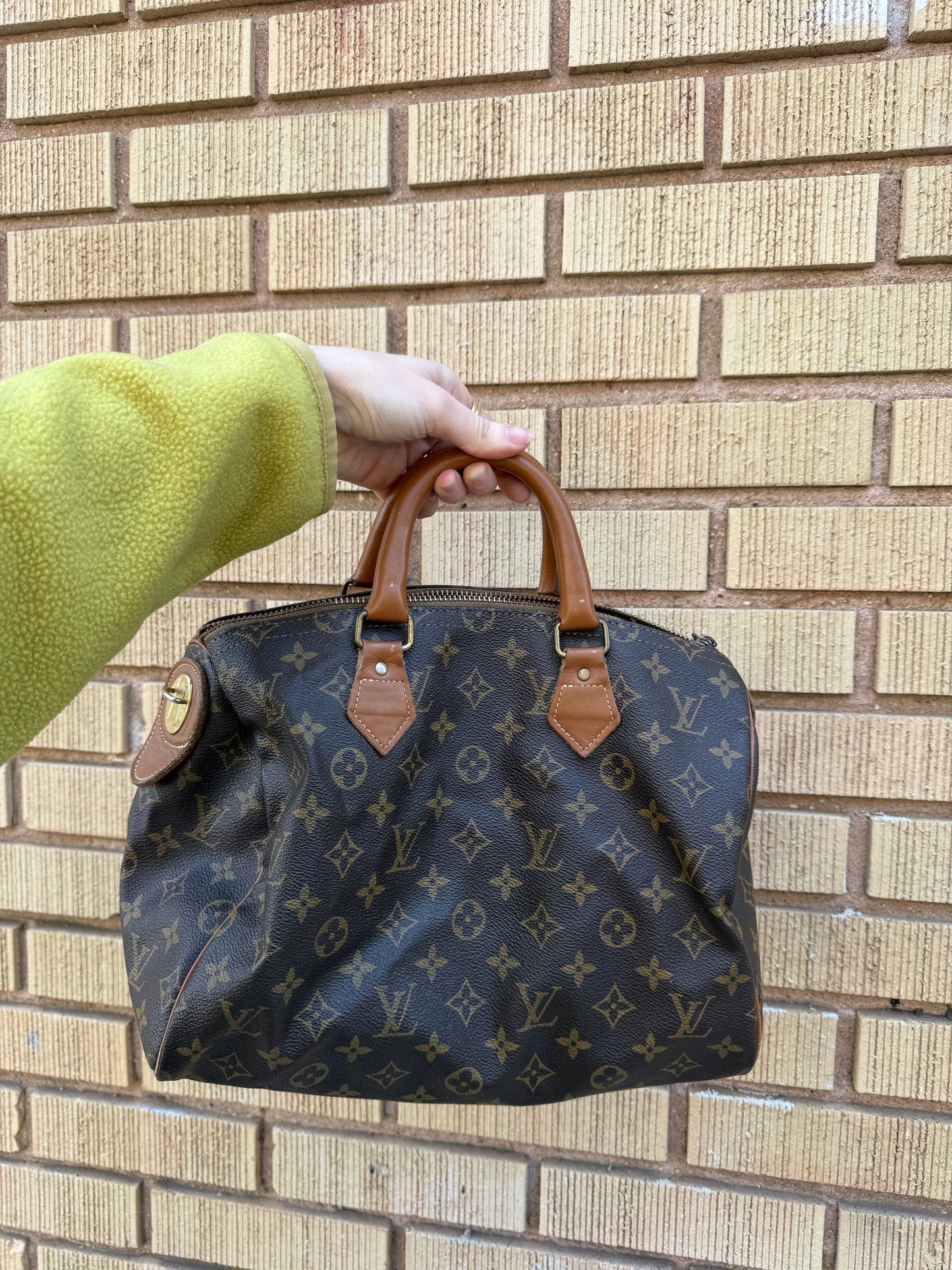 Authentic 1970s/1980s Louis Vuitton Speedy 30