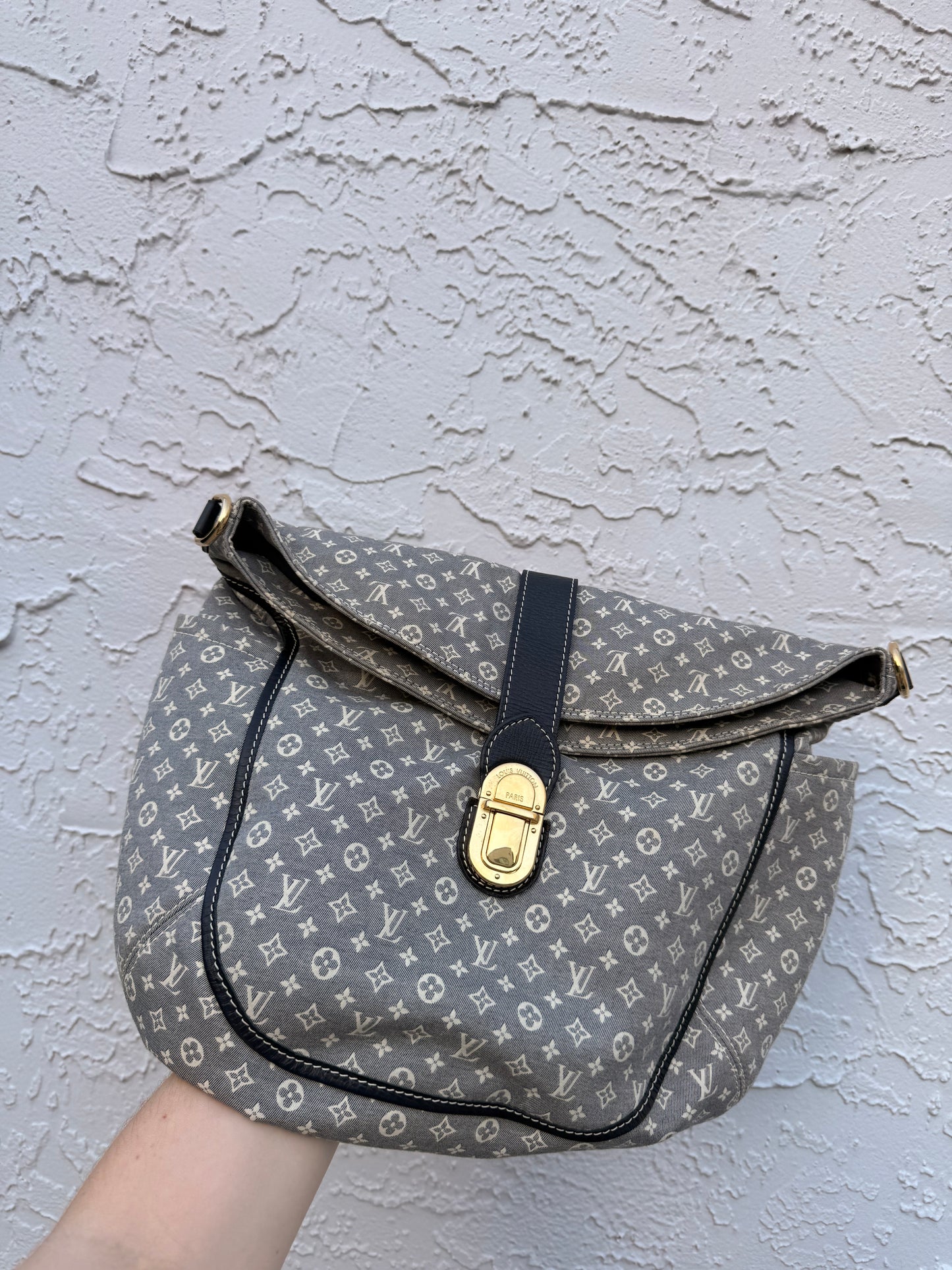 Louis Vuitton Ideal Romance Shoulder Bag Navy M56700