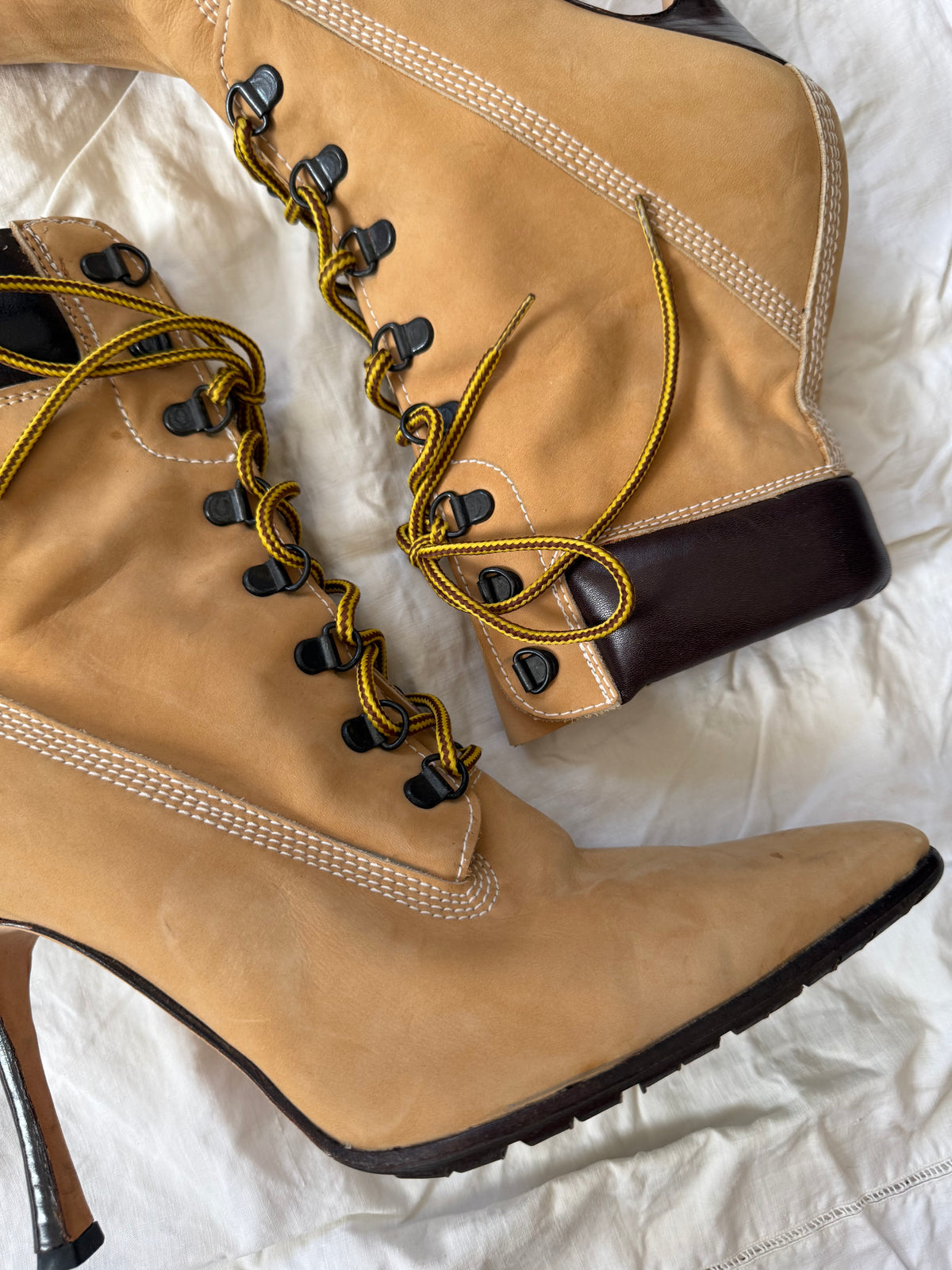 Vintage Manolo Blahnik Oklamod Boots 38.5